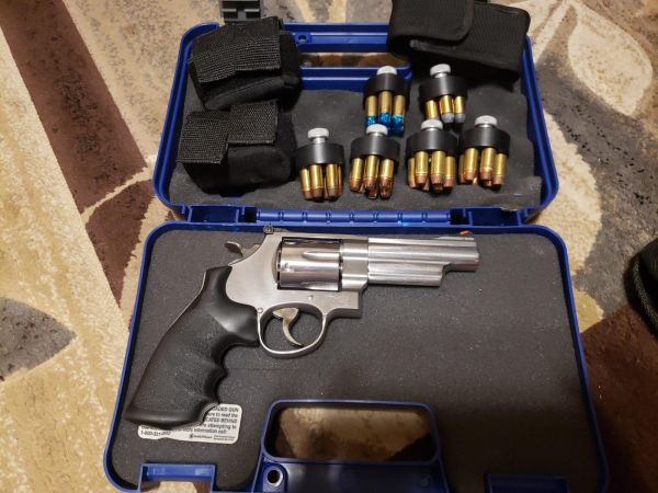 Smith & Wesson .44 Magnum